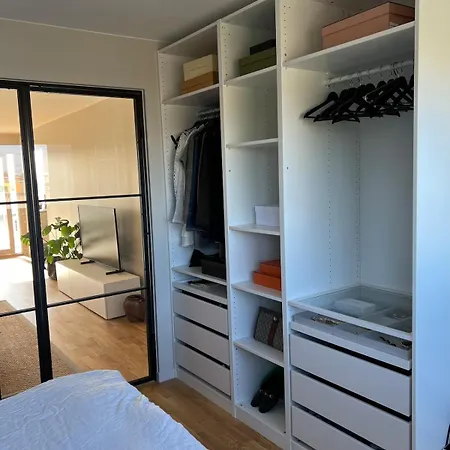 Appartement Modern With Balcony - Walk To Ons Stavanger